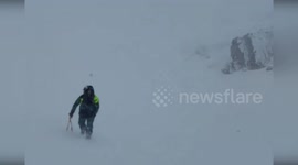 The specialists from the Mountain Service had to rescue and assist two mountaineers in La Rioja, Spain