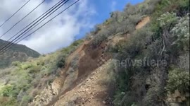 Topanga Canyon Blvd Closed due to Landslide in Boulder, USA