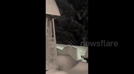 Winter storm bringing heavy snow moves through west Denver