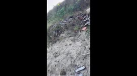 Possible septic leak at river mouth, fish dying, fish kill.