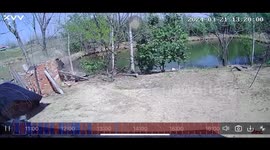 Chinese man escapes from toilet collapse in strong wind