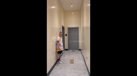 Parkour Wall Jumps In Hallway
