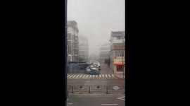 Citizen captures thrilling moment before thunderstorm hits China’s Kaihua