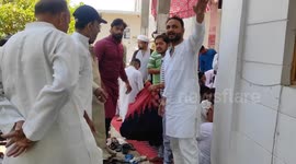 Muslims in India wear black armbands in solidarity with Palestinians during Ramadan