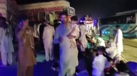 8 killed, 30 injured in collision between 3 vehicles in southern Pakistan