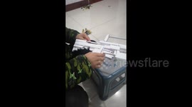 China: Nephew demonstrates handcrafted paper gun in Shandong