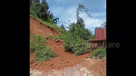 Seconds - Seconds Of A Landslife Stranging Residents, In Tana Toraja, South Sulawesi. 3 Residents' Houses Destroyed.