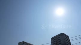 Residents bake in 40C heat in Bangkok, Thailand