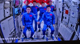 Shenzhou-18 astronauts enter space station