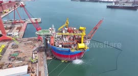 China builds new cylindrical FPSO