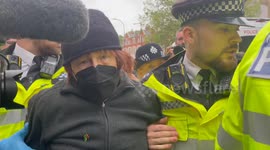 Protestors arrested during refugee blockade in Peckham to prevent deportation.