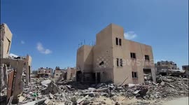 A scene of destroyed buildings in the city of Khan Yunis after the withdrawal of Israeli army vehicles