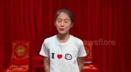 Chinese-French mixed-race girl enjoys learning Peking Opera