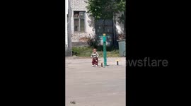 China: The Little Boy Who Got His Butt Burned