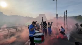 Waterloo bridge blocked for Palestine In London