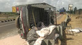 India: Police seize $837,853 cash after minivan collided with lorry in southern India