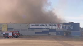 Poland: Fire destroys a shopping center with 1,400 stores in Warsaw