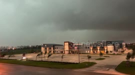 Hurricane force winds batter Lake Charles, Louisiana