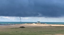 Spain: Waterspout Spotted Off Cunit Beach In Baix Penedès 4