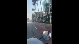 Tourist receives warm welcome at Yunnan's water splashing festival