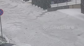 Poland: Storm Brings Hail To Gniezno, Blankets Streets In White 5