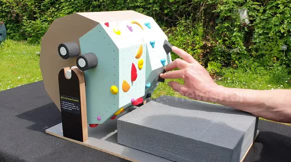 Man invents miniature climbing wall for just your fingers - A dexterity bouldering puzzle
