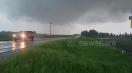 Tornado formation captured on video in Nevada