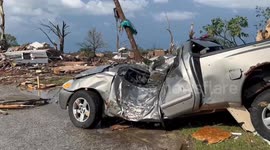 USA: Iowa tornado and strong storms in the US killed at least one person and devastated towns