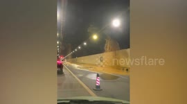 Chinese tunnel flooded by water from cracked roof