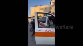 Gaza: Journalist Mohamed Fayeq was injured by Israeli occupation forces' shelling in central Gaza