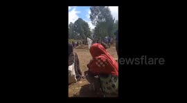 Papua New Guinea: People hold funerals with the dead