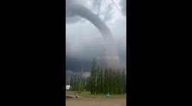 Extraordinary landspout tornado captured on video in Edberg, Alberta