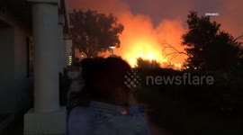 USA: Fire Breaks Out in Newhall in Santa Clarita
