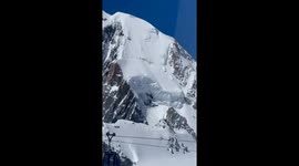 Moderate avalanche in Chamonix-Mont-Blanc