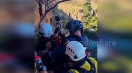 Australia: Tourist Rescued from Perilous Cliffside Near Lake Argyle