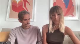 USA: Insta Ban On Selfies Of Art Gallery's Giant Vagina