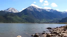 US: Wildfire Erupts Near Twin Lakes In Colorado 6