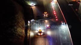 USA: Valencia 5 Freeway Lanes Closed Due to Overturned Big Rig