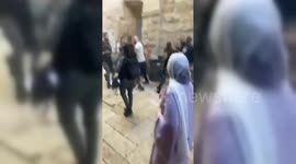 Palestine: Israeli Police Assault Palestinians in Old City of Jerusalem on Eid al-Adha