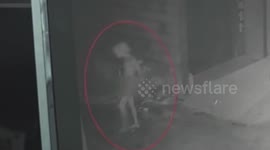 Man takes off all his clothes before he commits crimes