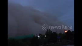 Major sand storm hits northwest China