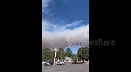 New Mexico wildfire fills residential area with smoke