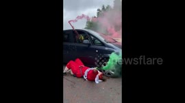 Actionists are blockading the back and occupying the front of CDW’s Manchester offices