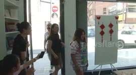 Retiree's unique library brings Chinese culture to Barcelona residents