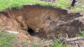 Huge sinkhole found in middle of field in Thailand