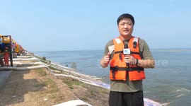 Floodwater drainage underway after dike breach sealed at China's second-largest freshwater lake