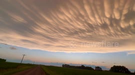 I decided to do a little bit of storm chasing tonight due to some tornado warnings and severe thunderstorm warnings when I copped these awesome clouds