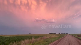 Amazing sunset storm in Minnesota caught  on video While Minnesota man does nightly drive looking for sunsets