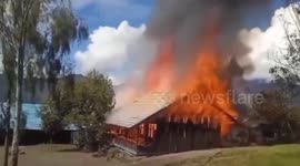 The independent Papuan separatist organization in Indonesia has again carried out acts of terror, burning down school buildings, children cannot go to school