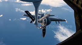 USA: U.S. Air Force KC-135 Refuels U.S. Navy F-18 During RIMPAC 2024 Operations